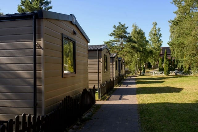 Domek Bungalow z tarasem nad jeziorem Wdzydze na Kaszubach